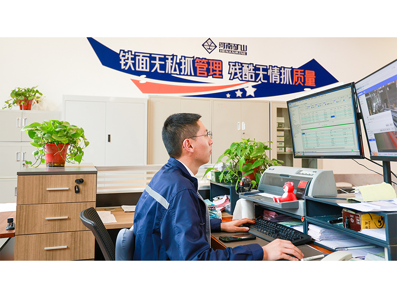 马上就办｜他以责任与热忱树立了“热心服务”的榜样